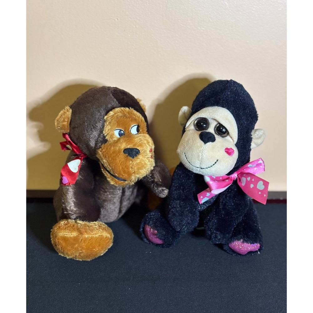 Dan Dee Hugfun Valentine Monkey Side Eye Gorilla Plush Set Heart Love 7 Inch Duo